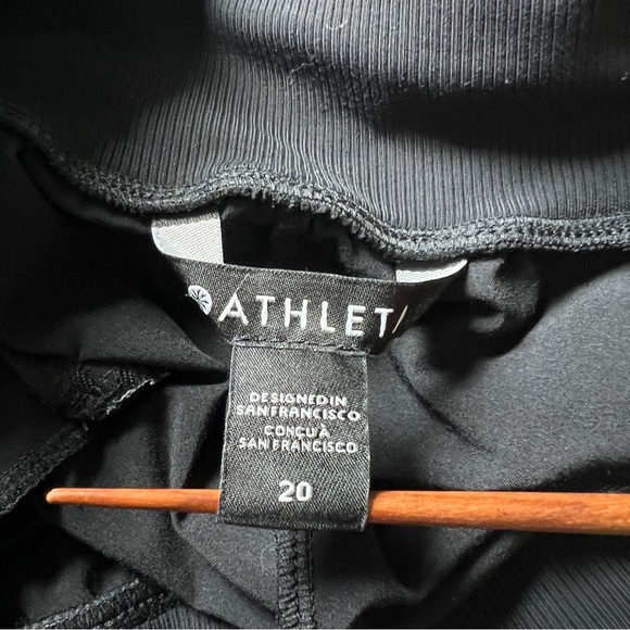 ATHLETA Nolita Slim Tapered Crop Pant Black Size 20 - Picture 5 of 11